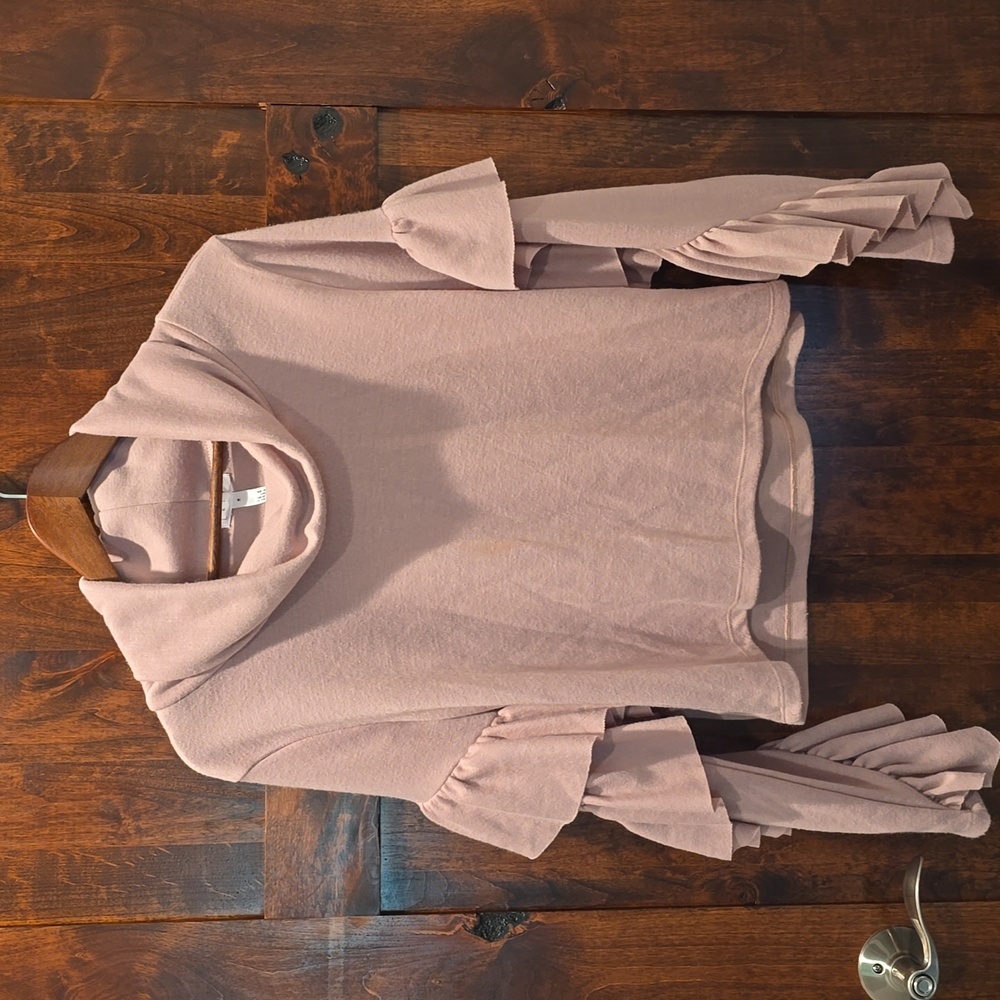 Leith Rose Blush Crop Cowl Neck Top with Ruffle Sleeves Sz M